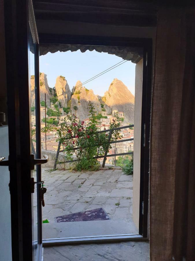 Ferienwohnung Casa Contadina Castelmezzano Exterior foto