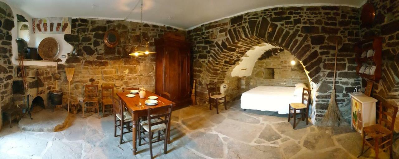 Ferienwohnung Casa Contadina Castelmezzano Exterior foto